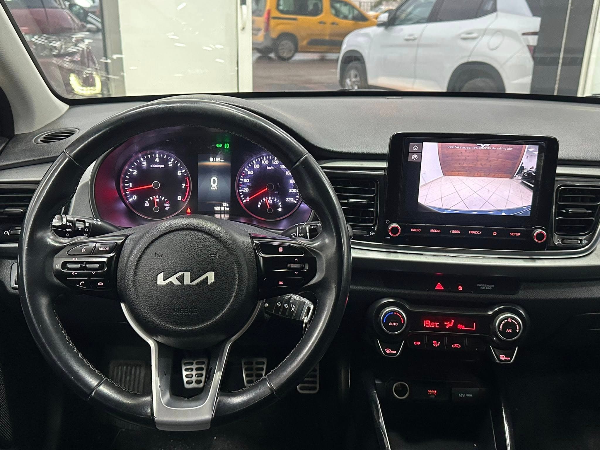 Kia rio thumbnail 13