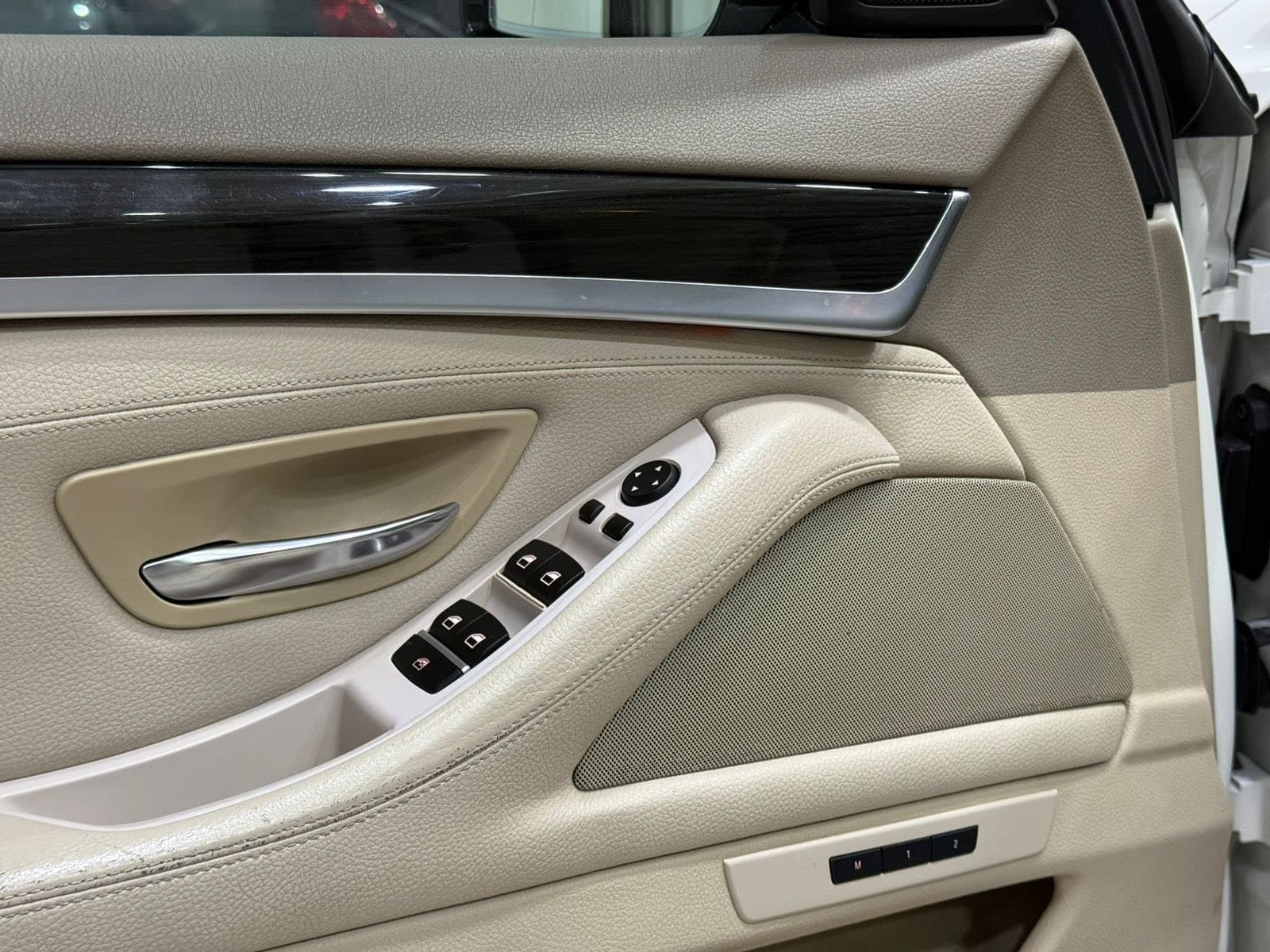 bmw series 3 thumbnail 11