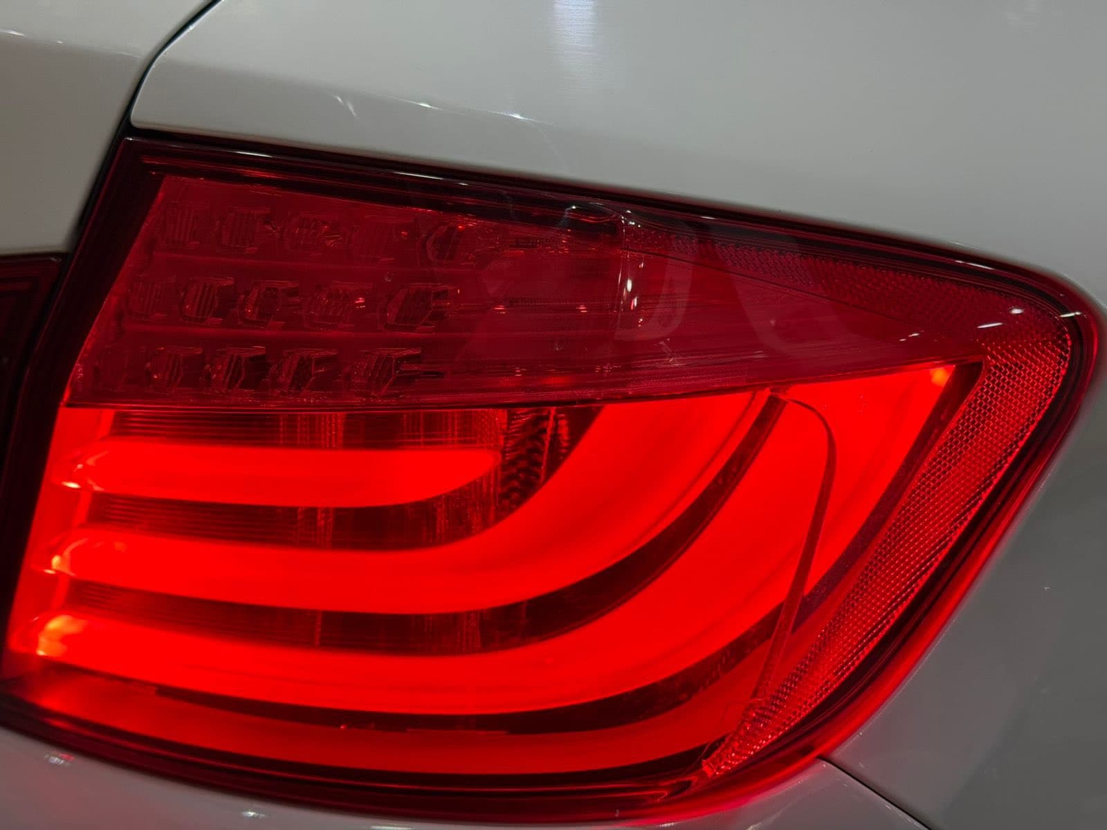 bmw series 3 thumbnail 20