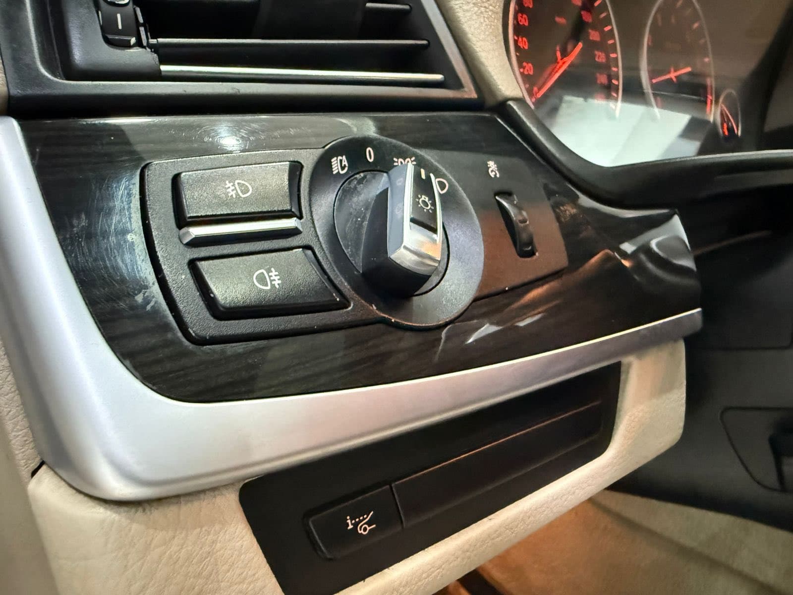 bmw series 3 thumbnail 27