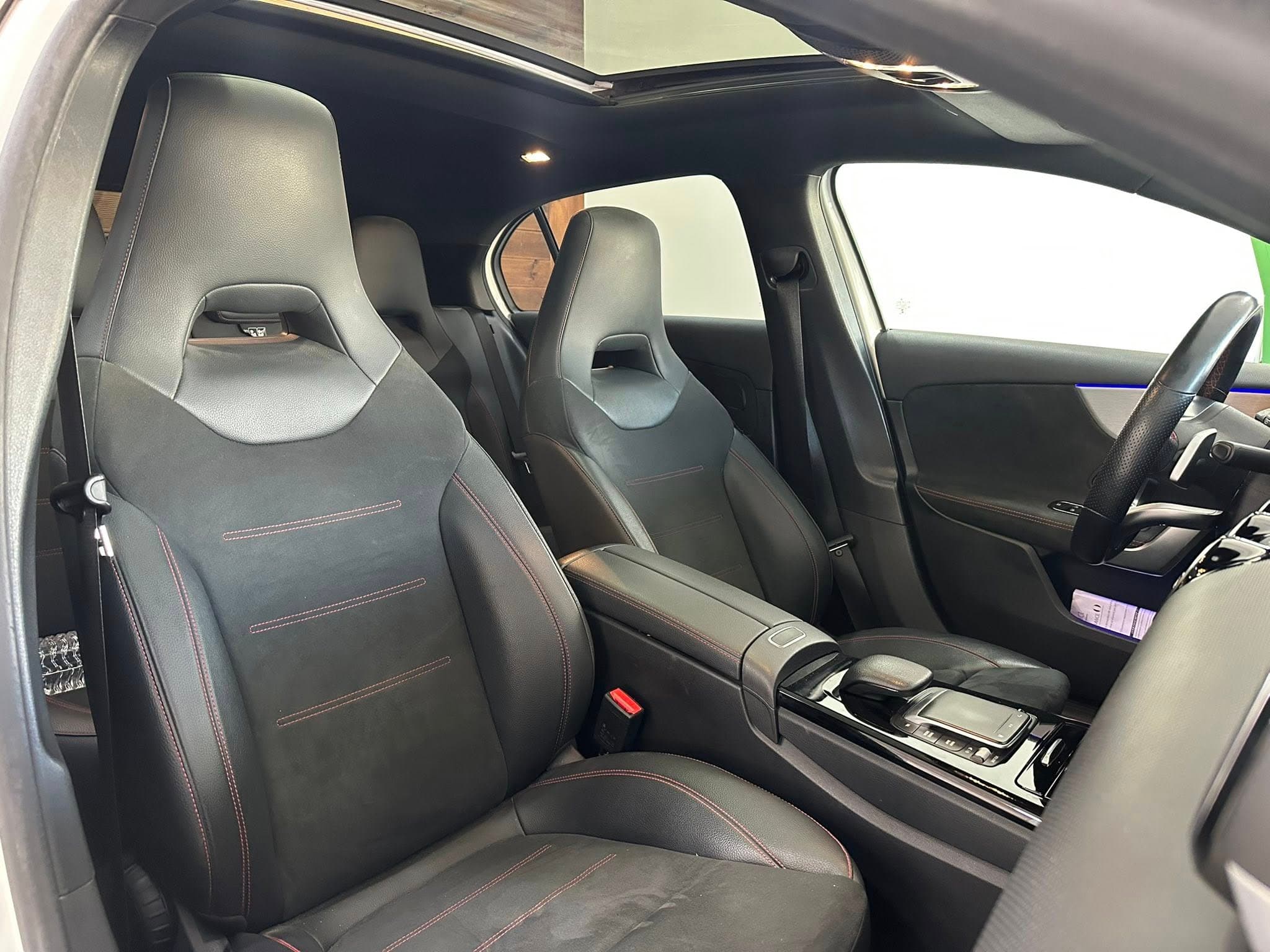 mercedes-benz A 180 kit AMG pack night  thumbnail 11