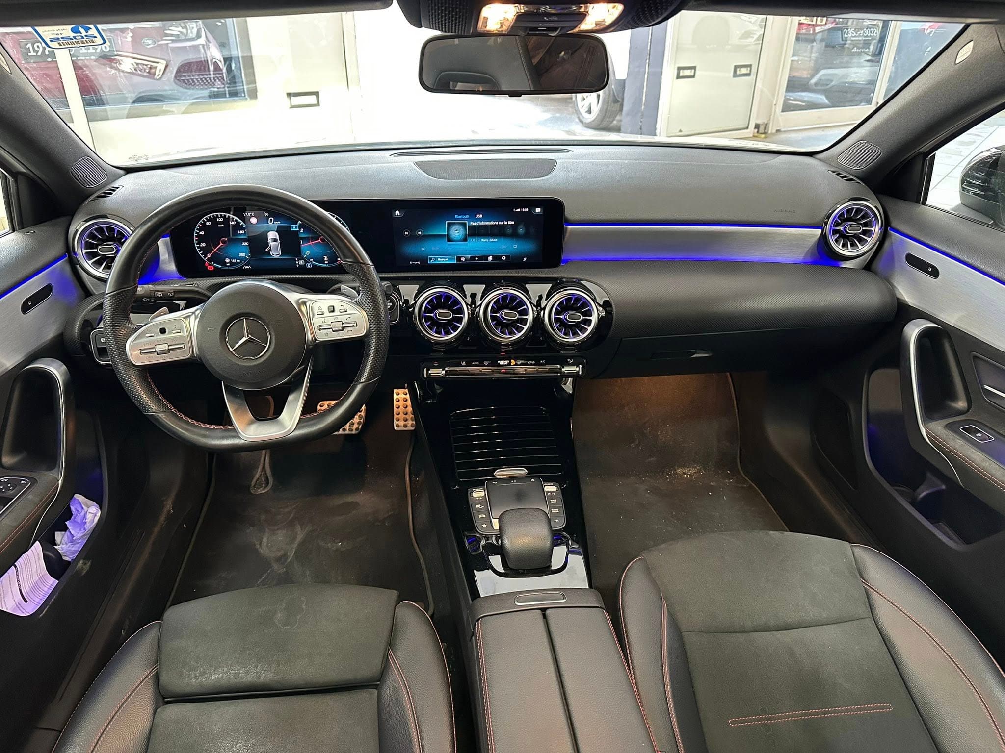 mercedes-benz A 180 kit AMG pack night  thumbnail 9