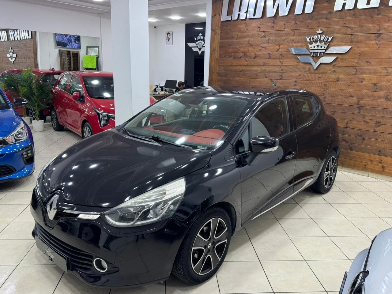 clio 4 4 cylindre thumbnail 2