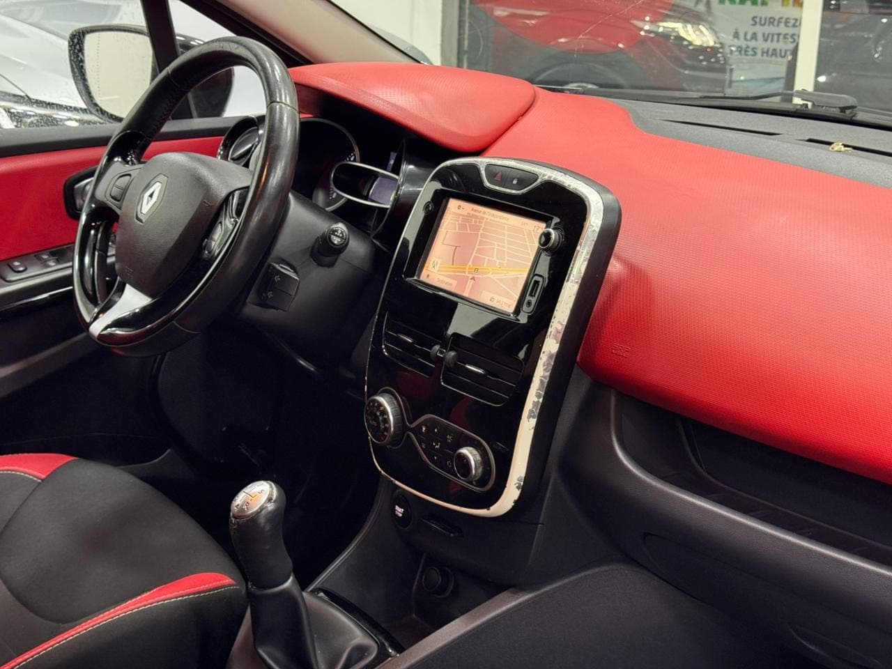 clio 4 4 cylindre thumbnail 6