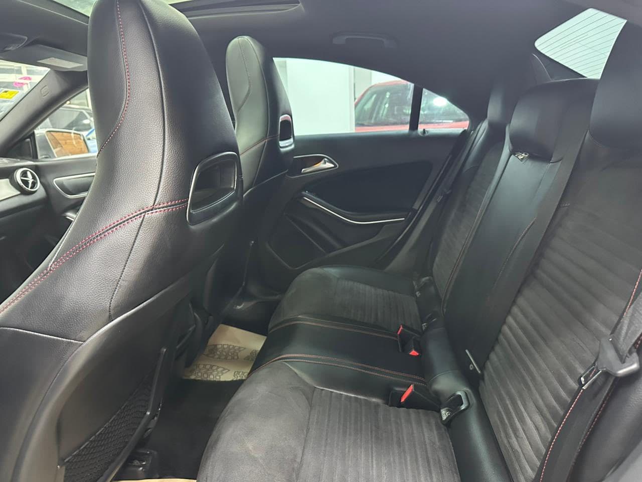 mercedes-Benz CLA 200 kit Amg  thumbnail 12