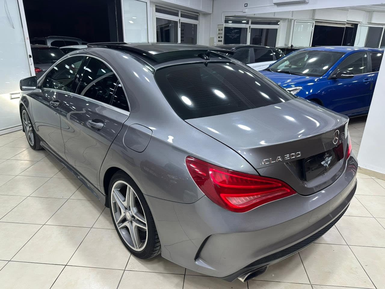 mercedes-Benz CLA 200 kit Amg  thumbnail 4