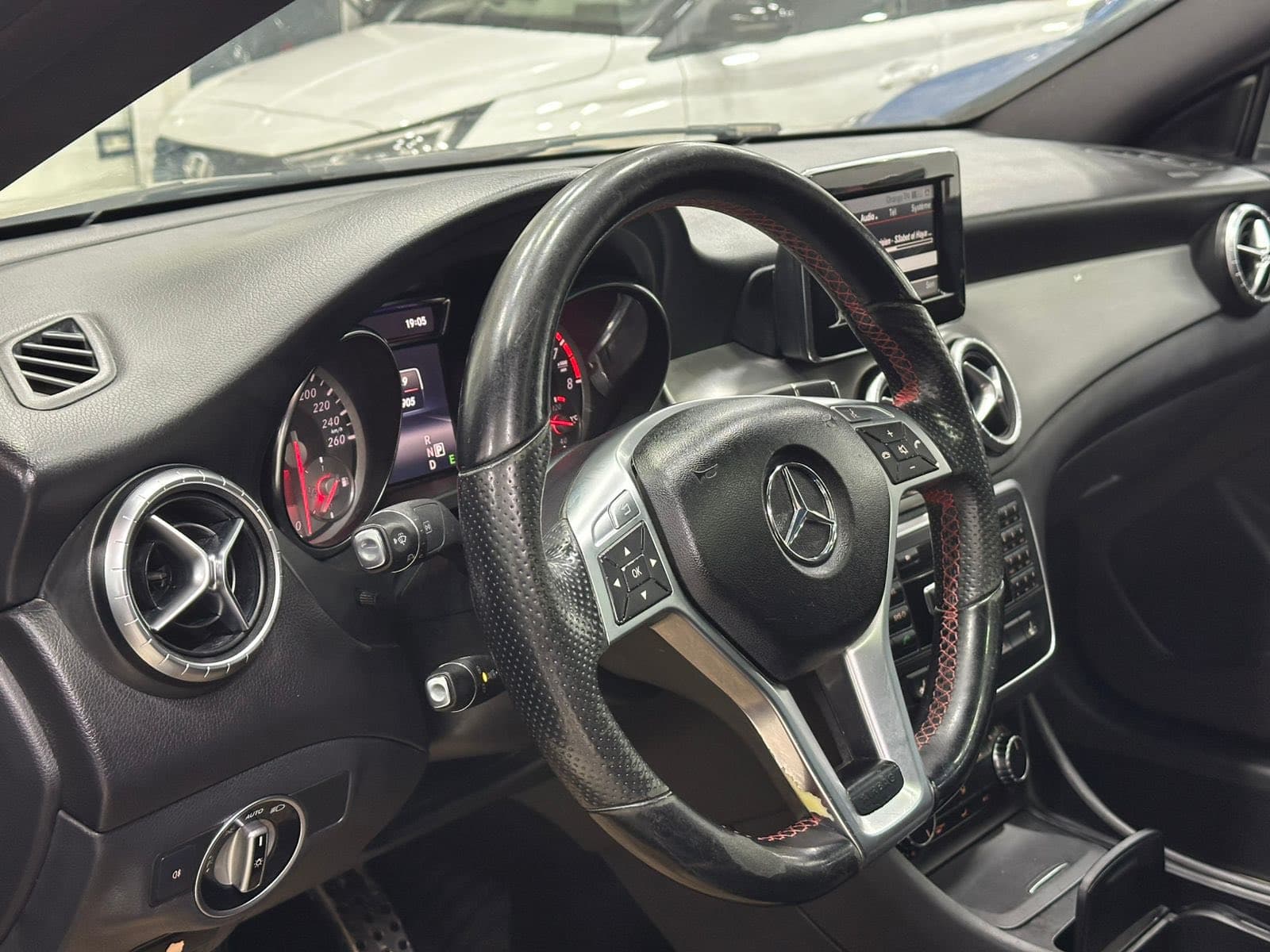 mercedes-Benz CLA 200 kit Amg  thumbnail 6