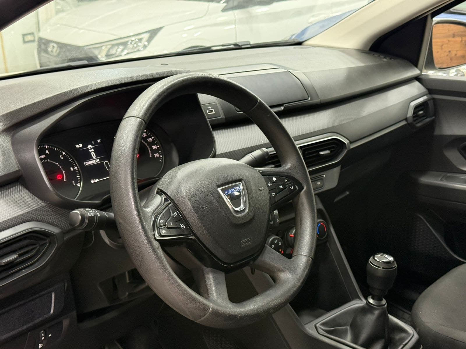 Dacia Logan thumbnail 5