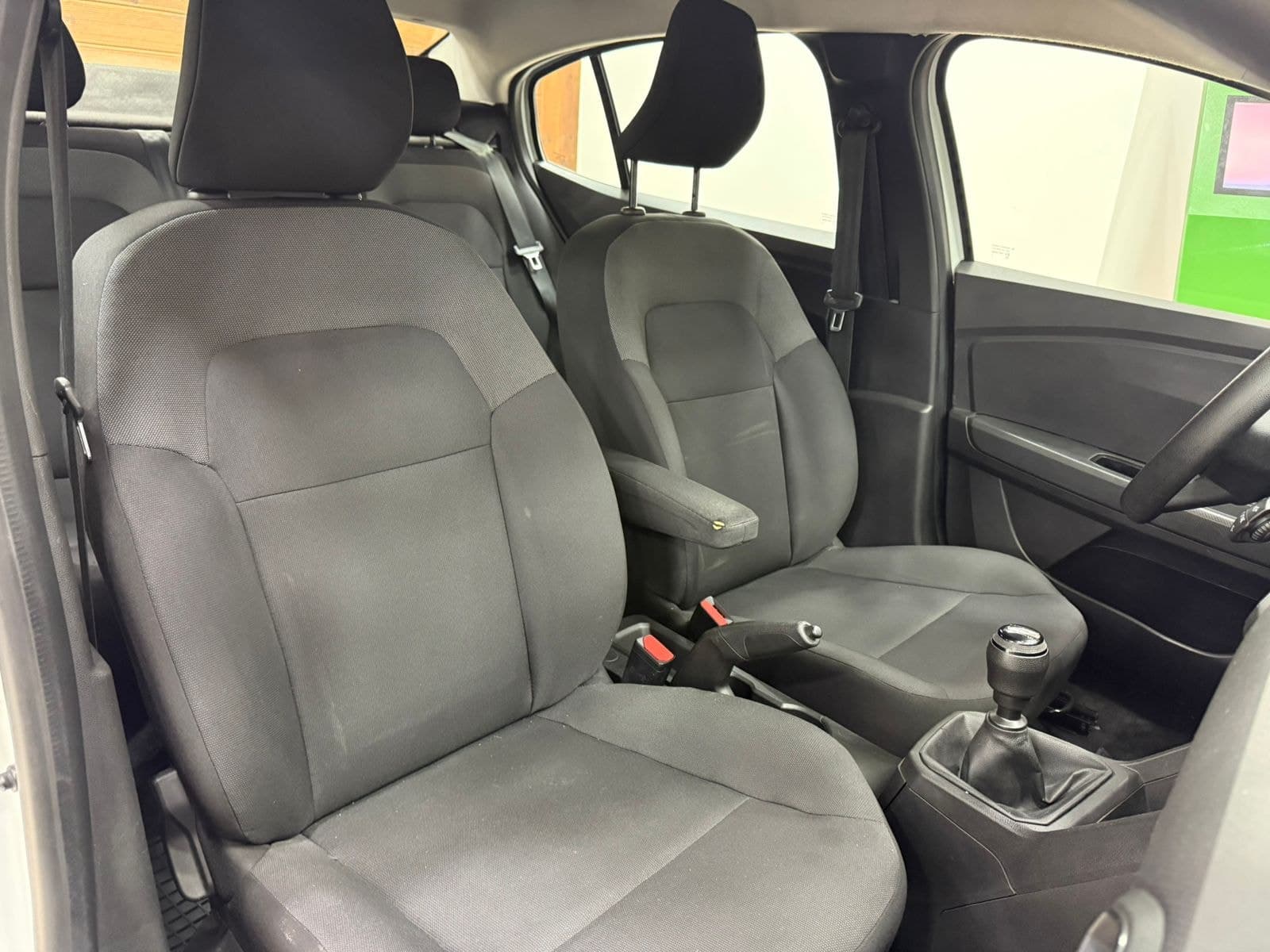 Dacia Logan thumbnail 8