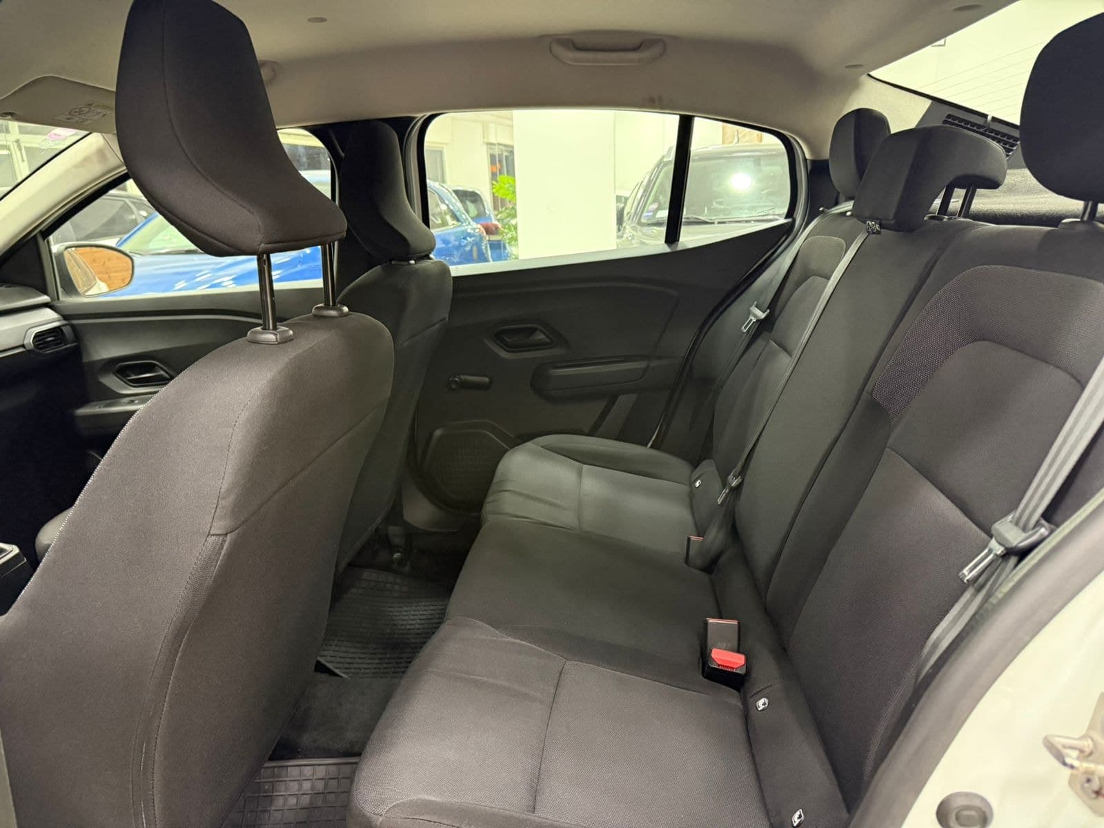 Dacia Logan thumbnail 9