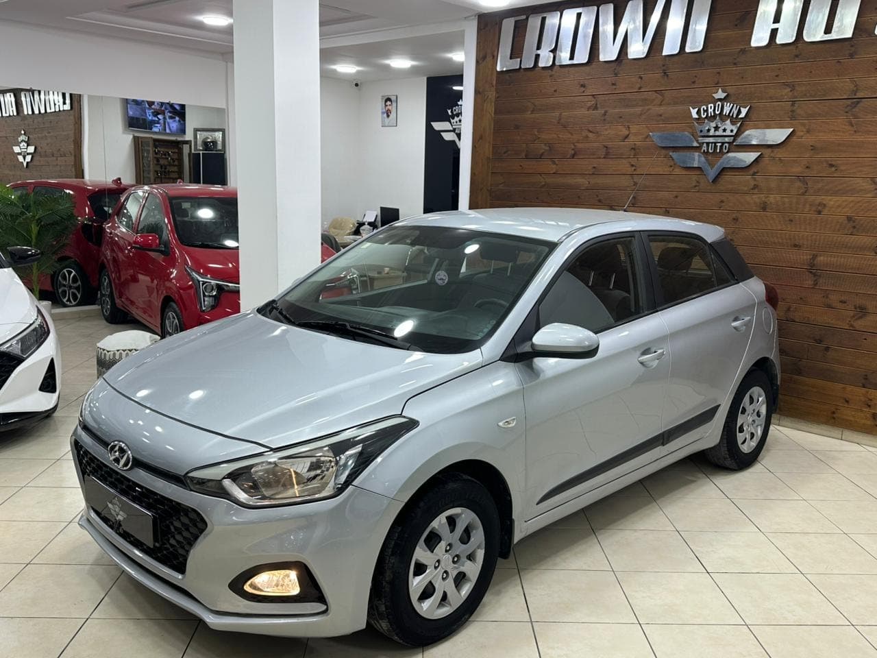 Hyundai i20 thumbnail 3