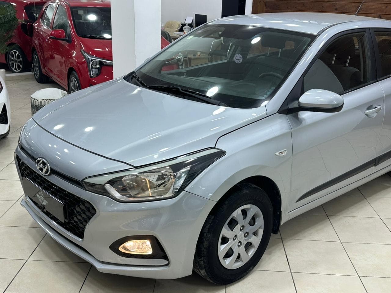 Hyundai i20 thumbnail 4