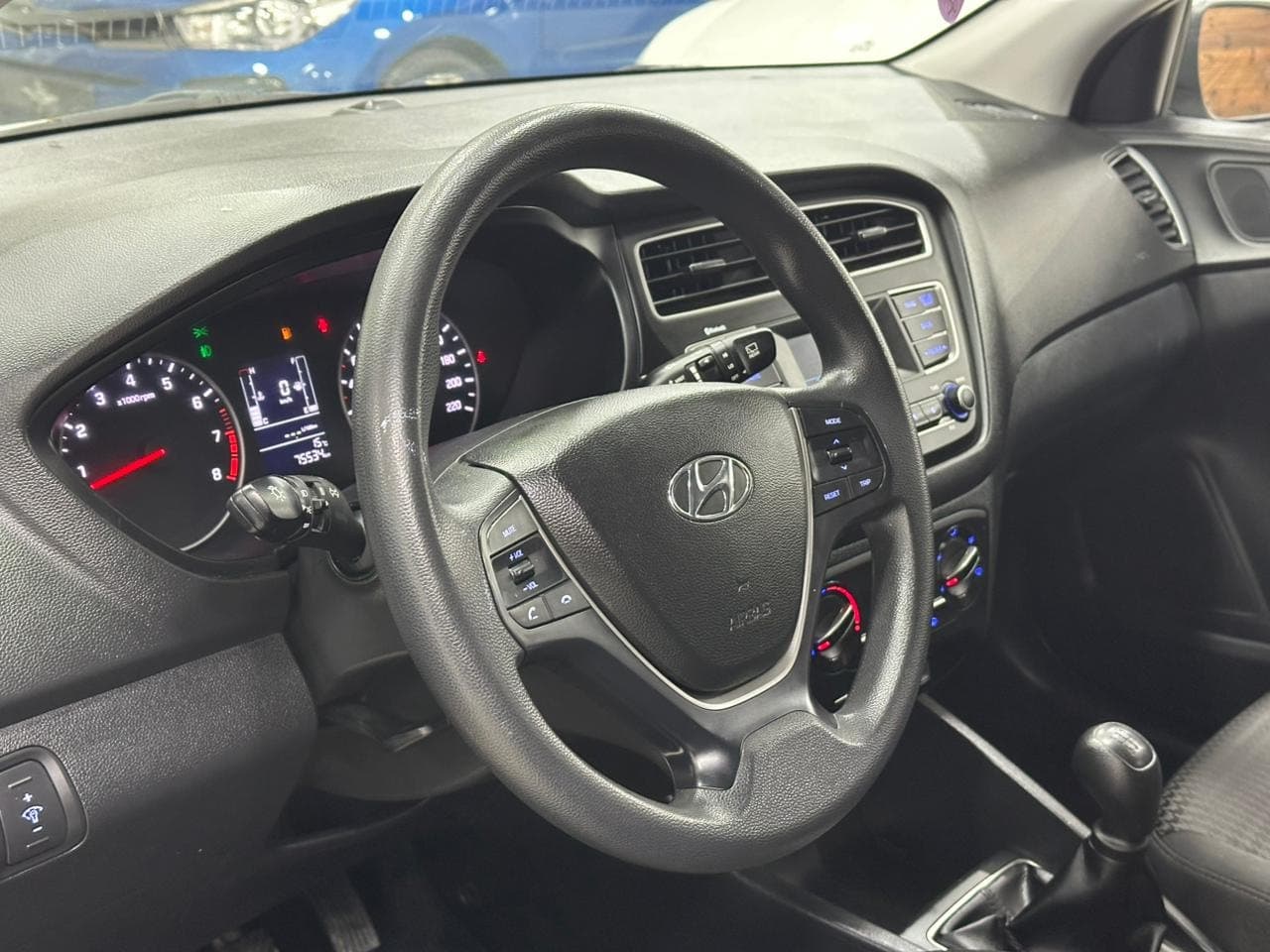 Hyundai i20 thumbnail 5