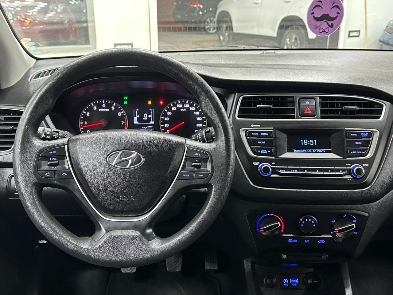 Hyundai i20 thumbnail 6