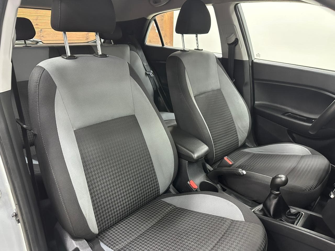 Hyundai i20 thumbnail 8