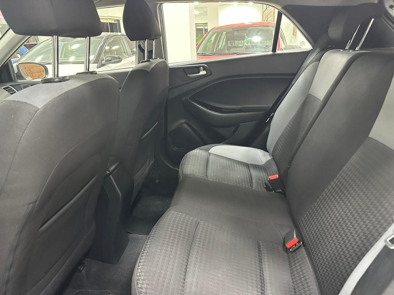 Hyundai i20 thumbnail 9