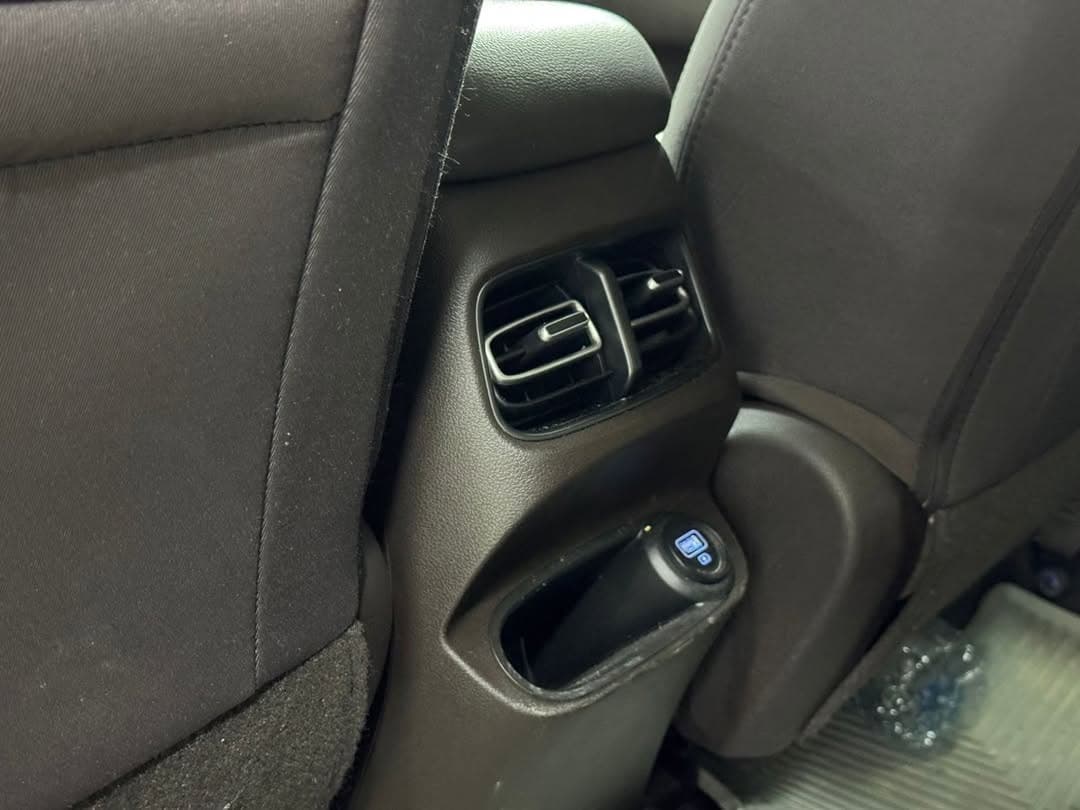 hyundai CRETA   thumbnail 11