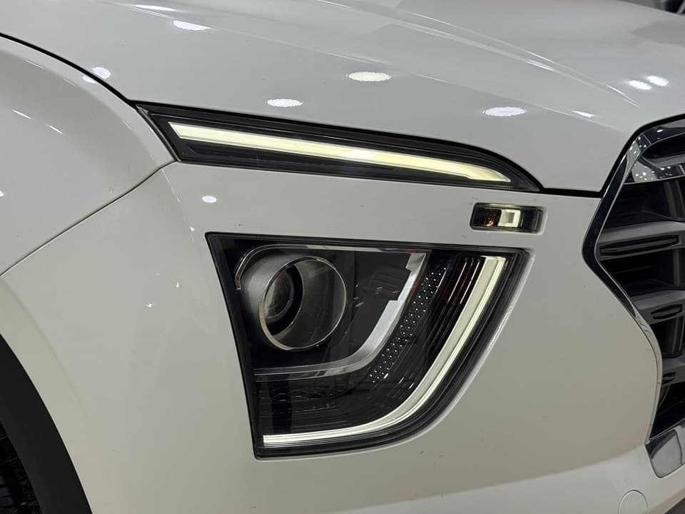 hyundai CRETA   thumbnail 5