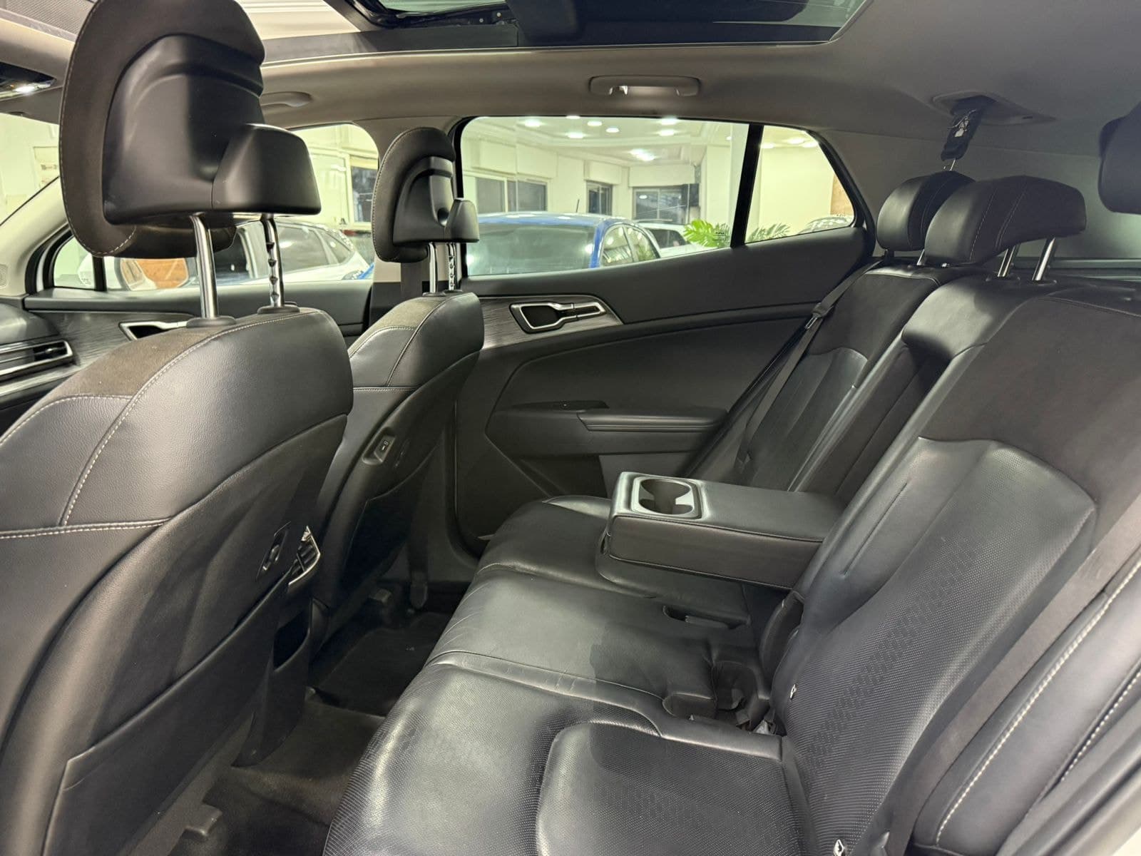 Kia sportage thumbnail 11