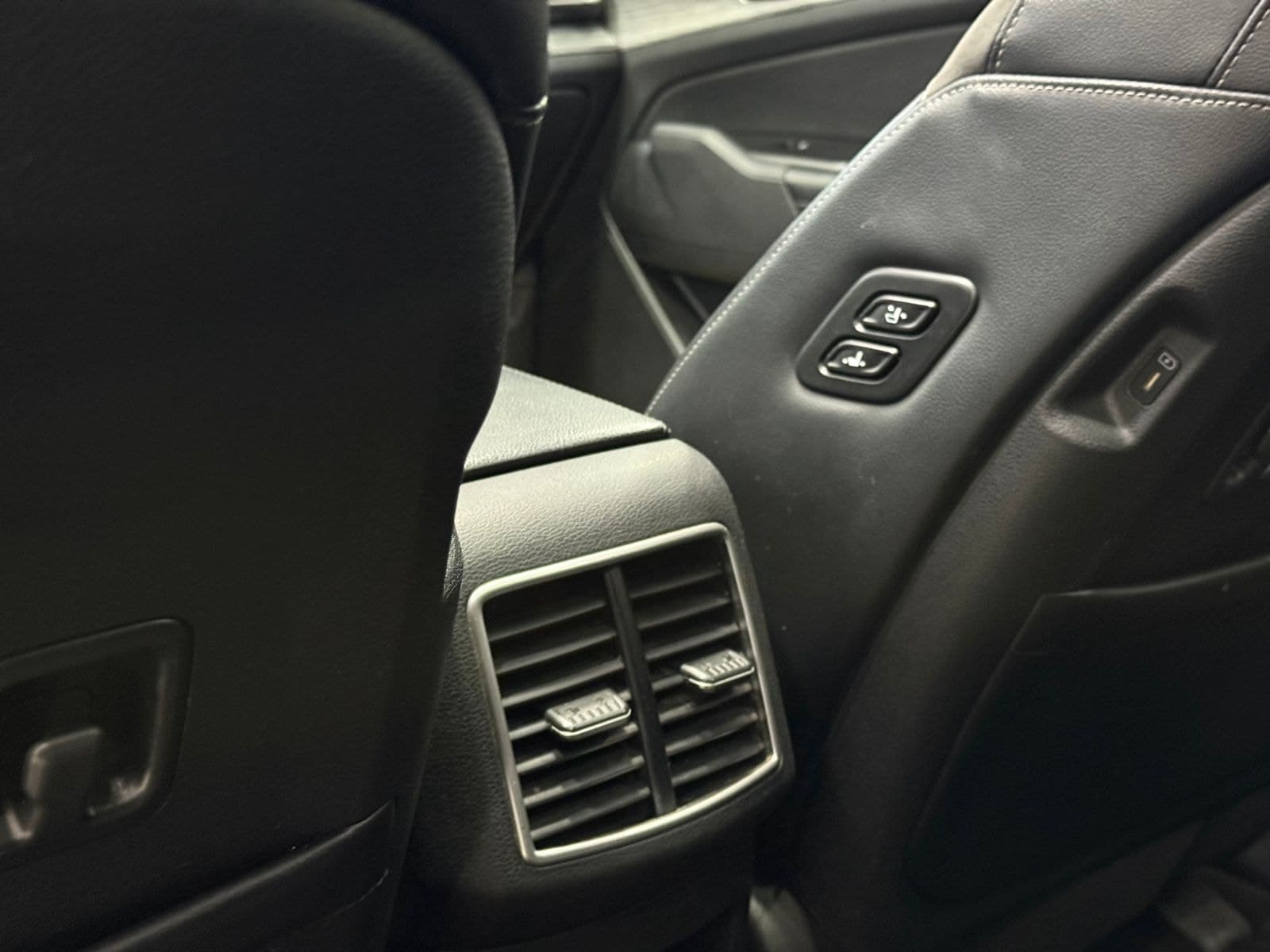 Kia sportage thumbnail 12