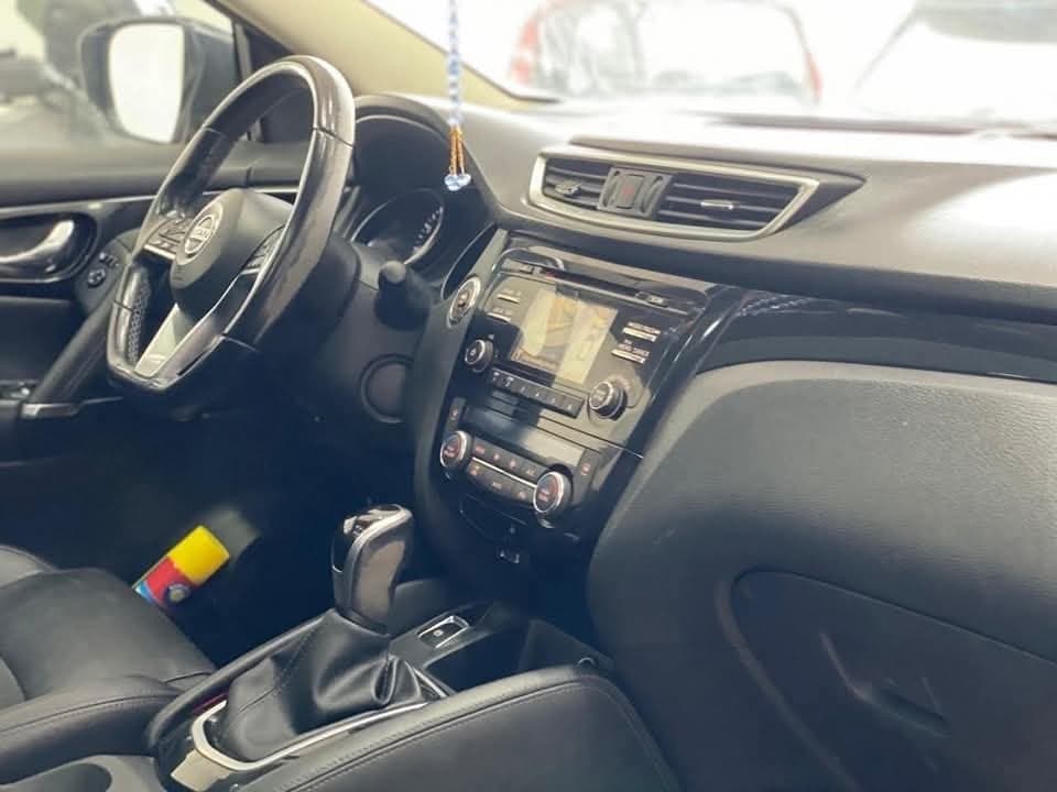 Nissan Qashqai Tekna  thumbnail 11