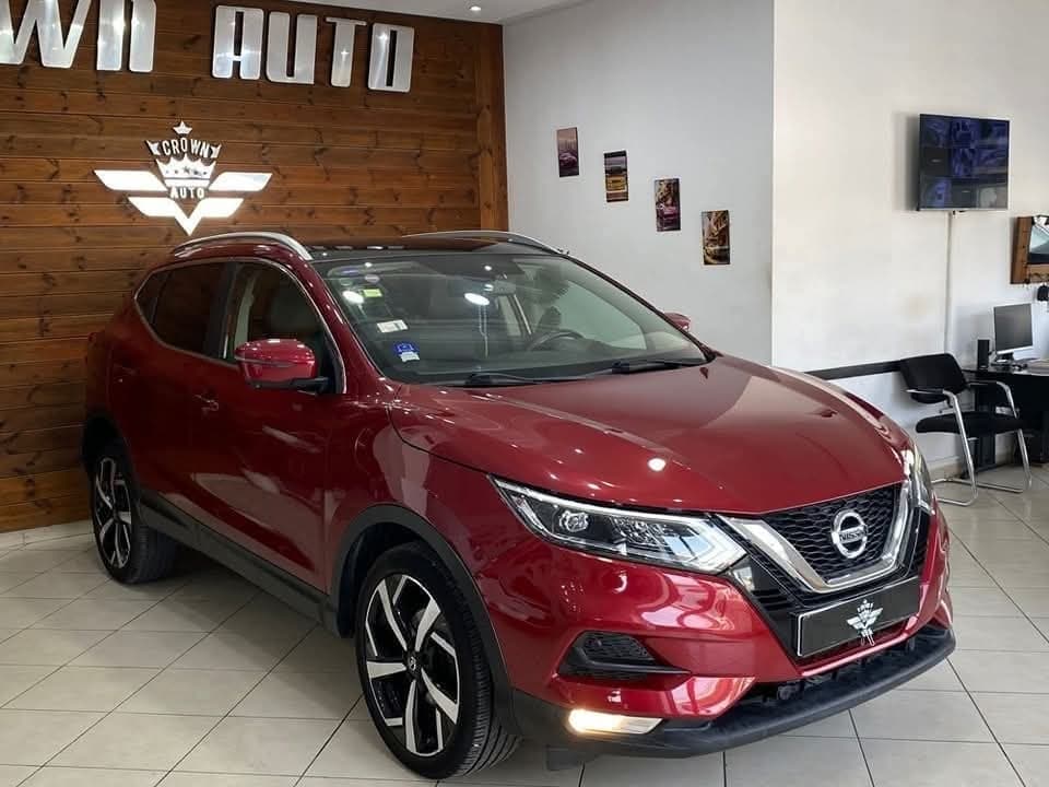 Nissan Qashqai Tekna  thumbnail 2