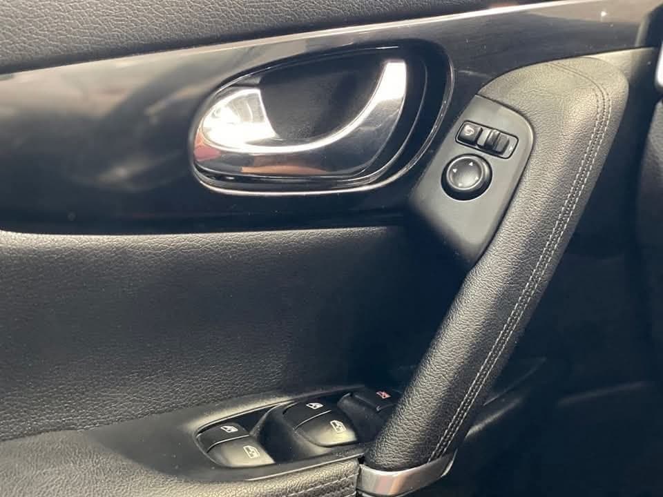 Nissan Qashqai Tekna  thumbnail 9