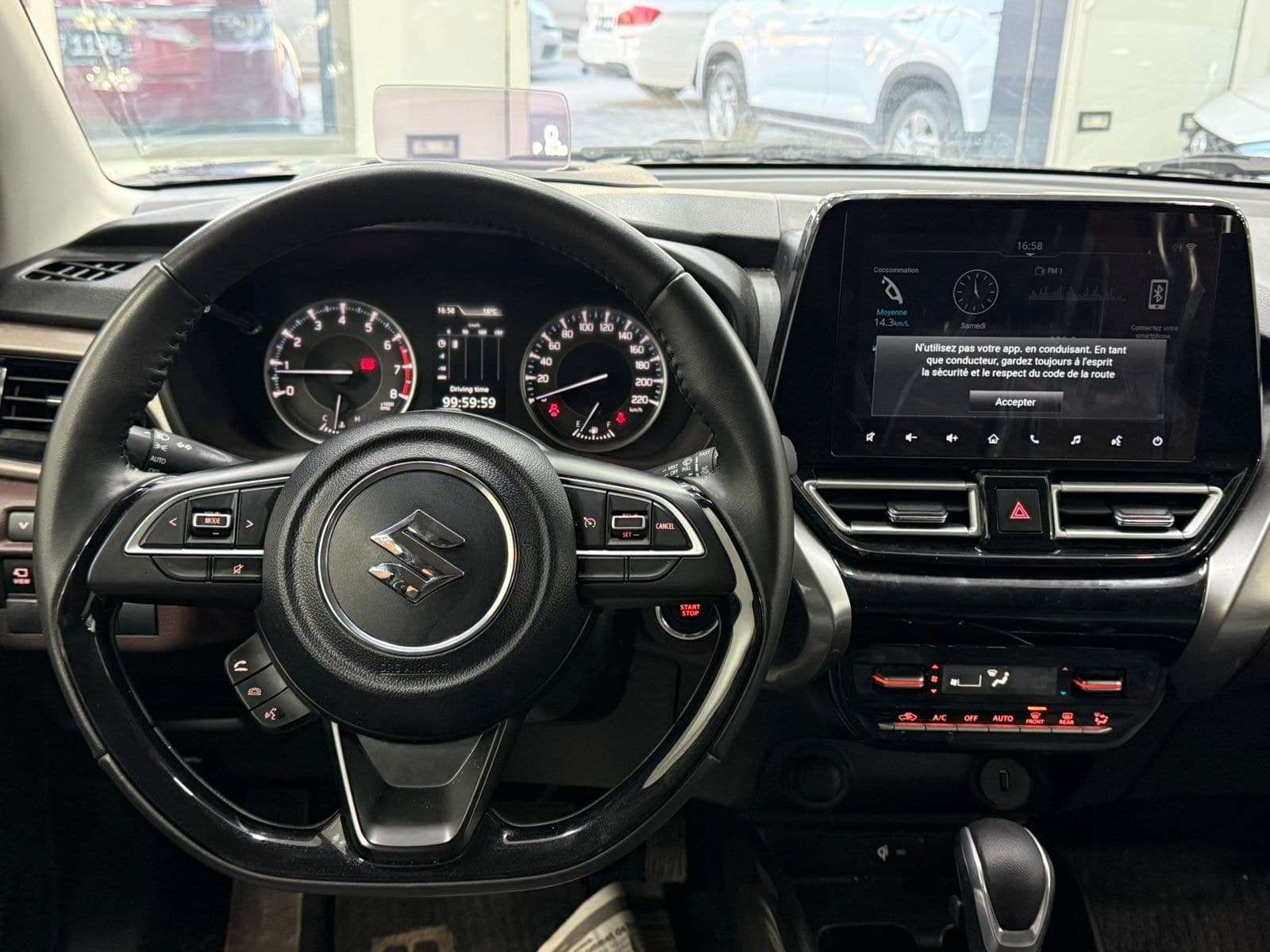 suzuki fronx thumbnail 8