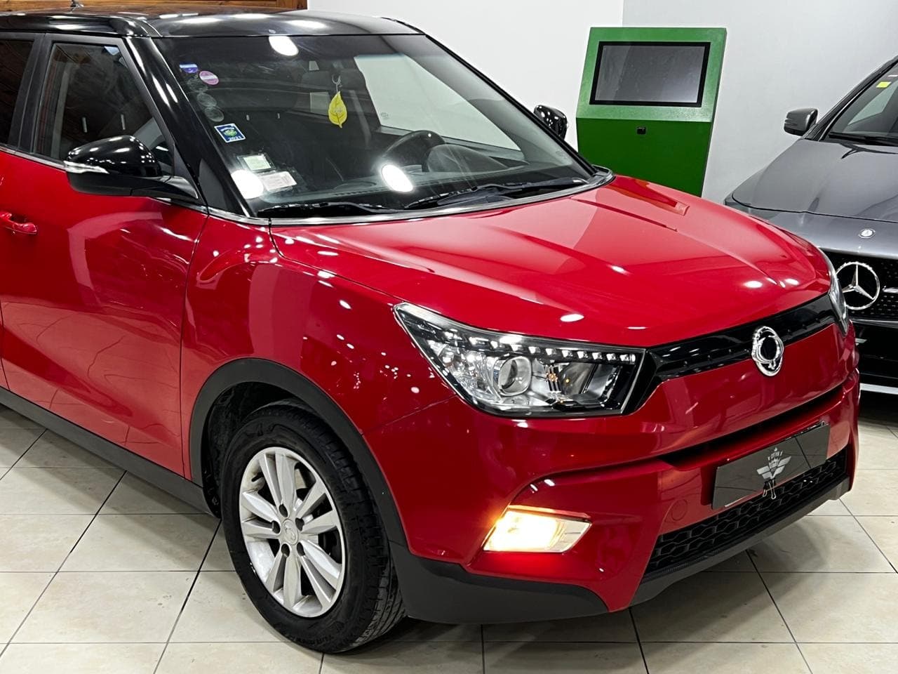  Ssang Yong Tivoli thumbnail 4