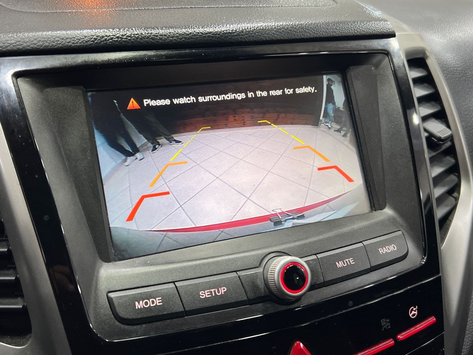  Ssang Yong Tivoli thumbnail 9