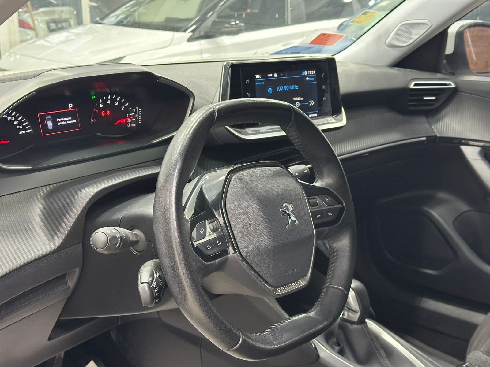 Peugeot 2008 thumbnail 4