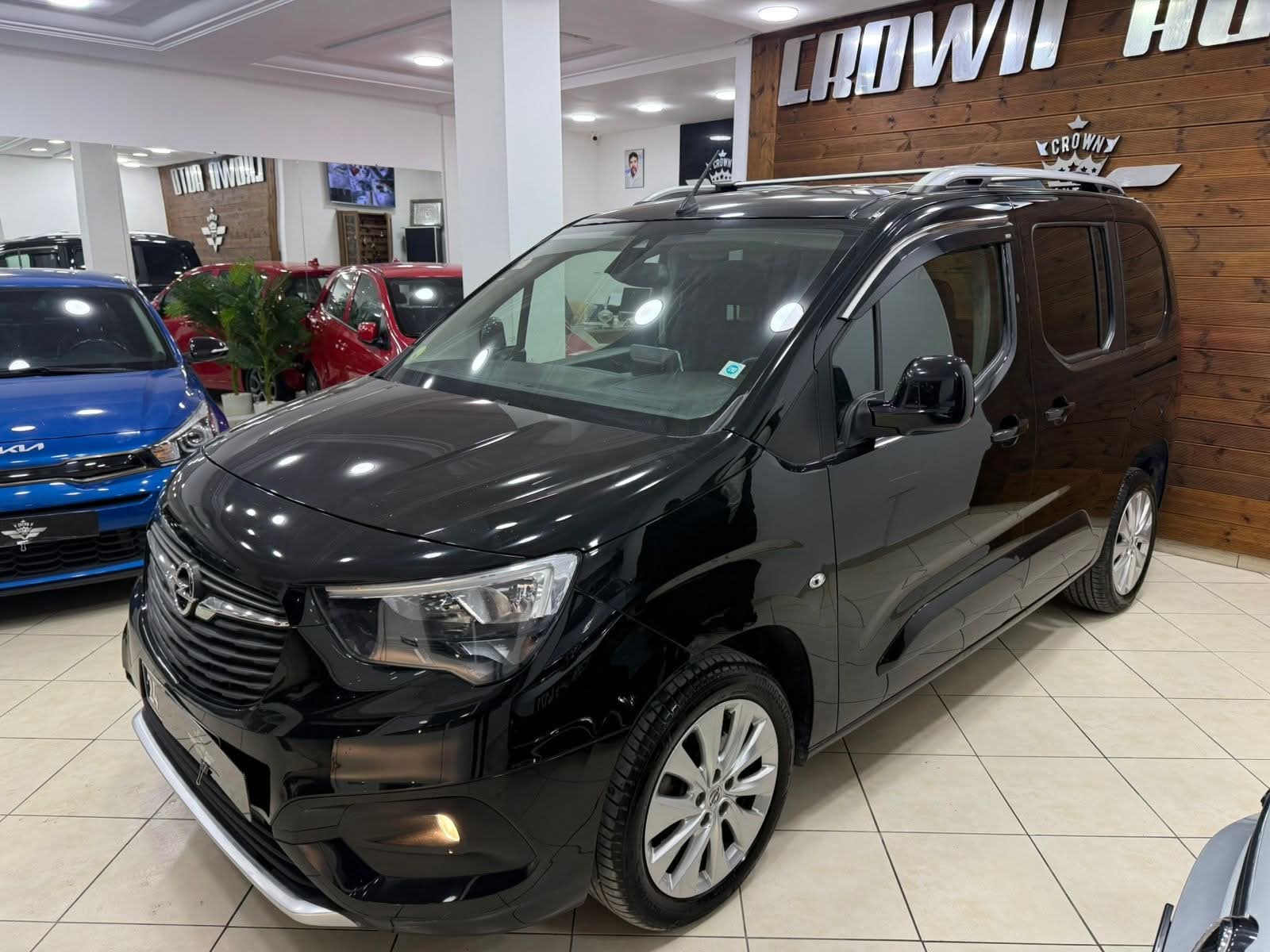 Opel Combo Life 5 seats thumbnail 2